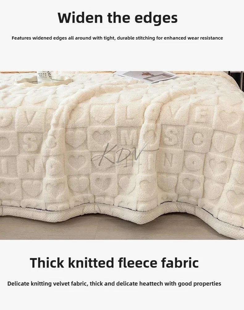 Heart Pattern Fleece Blanket – Cozy Throw & Bedding Sets