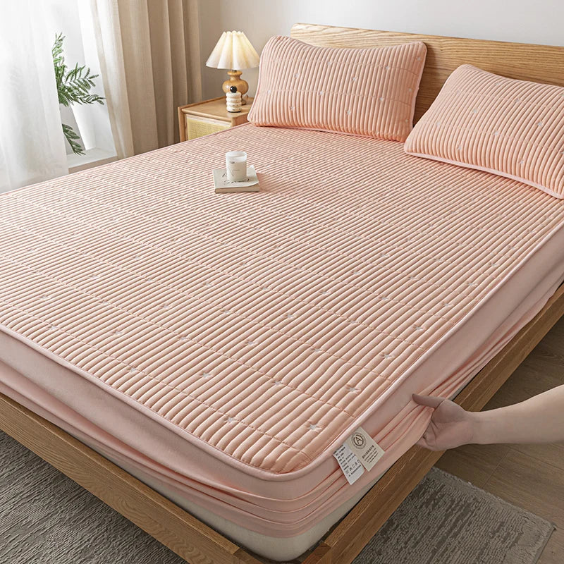 Waterproof Thickened Mattress Pad Protector – Embroidered Breathable Fitted Bed Cover, 140–180x200cm