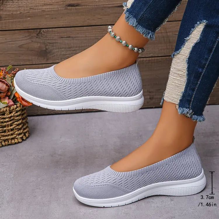 Women's Soft Sole Comfortable Sneakers – Lightweight Summer 2026 Shoes