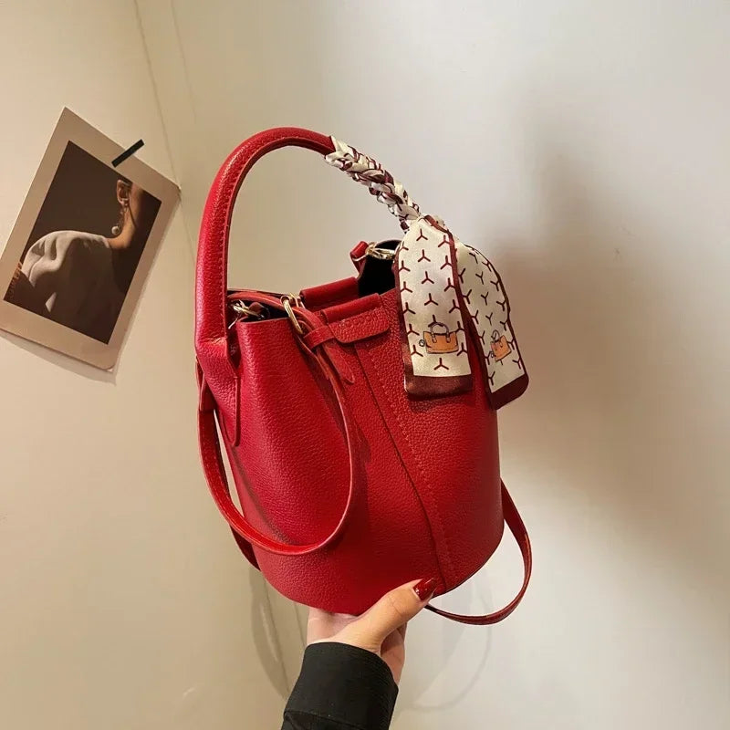 Fashion Simple PU Leather Bucket Shoulder Bag – Luxury Commuter Handbag for Women