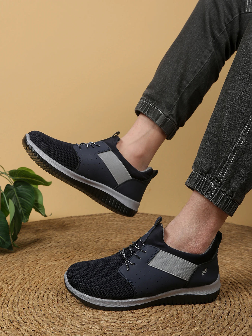 Men's Low-Top Fashion Sports Shoes — Walking & Running