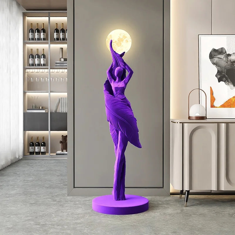Sculptural Resin Lamp – 85 cm LED Accent