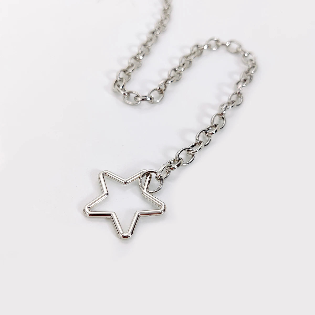 Metal Star Chain Cowgirl Belt — Adjustable Western Concho Waistband for Dresses & Jeans