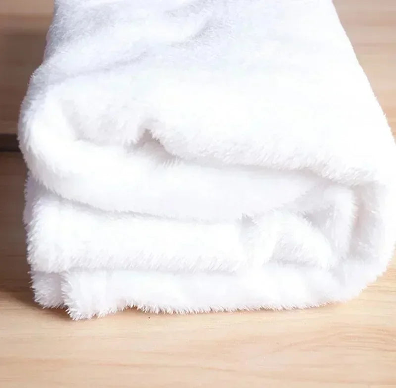 FNAF Freddy Flannel Throw Blanket – Soft, Warm & Anti-Pilling, Multiple Sizes