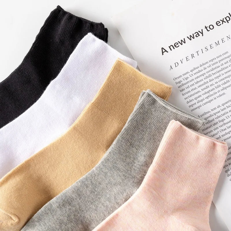 Women's Diabetic Non-Binding Socks – 5 Pairs for Pregnant, Elderly & Everyday Comfortable Breathable Black & White