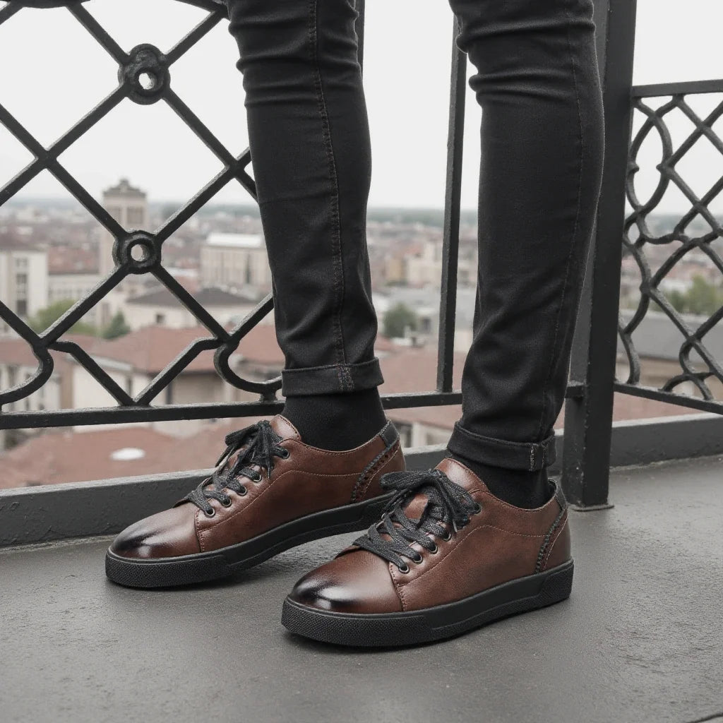Men's Lightweight Breathable Fashion Sneakers — Comfortable Casual Everyday Shoes