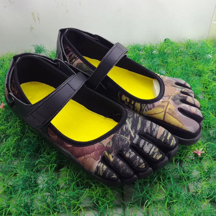 Unisex Five-Toe Shoes – Lightweight Leather Quick-Dry Hiking & Upstream Sneakers