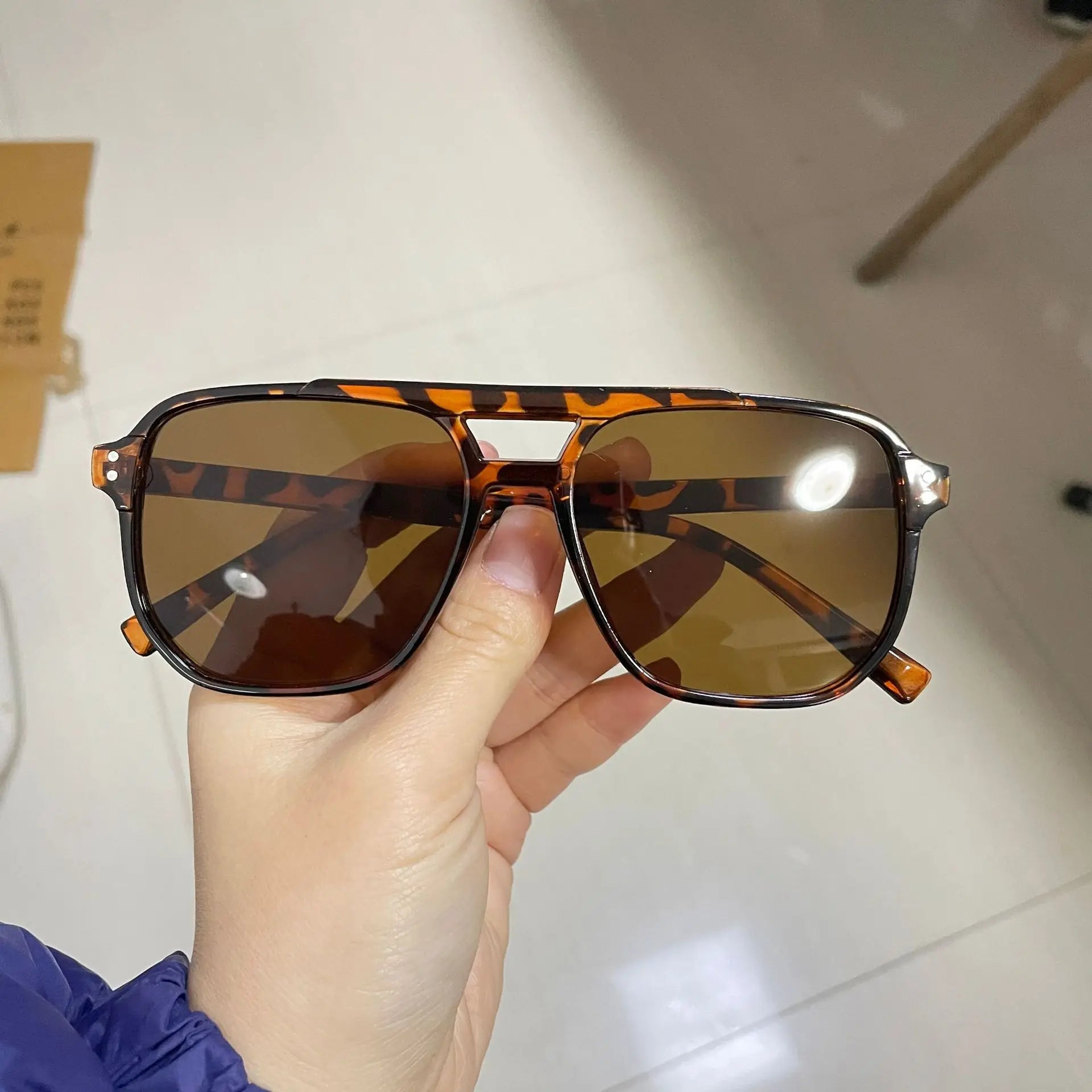 Vintage Unisex Square Sunglasses — UV400 Black Lens Fashion Shades for Men & Women