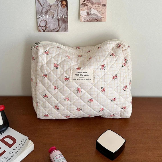 Large Capacity Cosmetic Clutch Bag – Women's Travel Makeup Storage Bag with Zipper