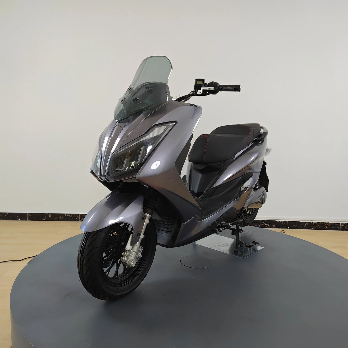 3000W 72V Electric Scooter – 80 km/h