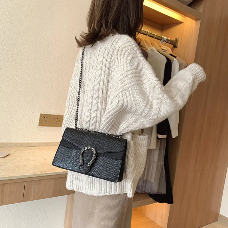 Retro Snake Pattern Chain Crossbody Square Bag – Fashion PU Leather Shoulder Bag for Women