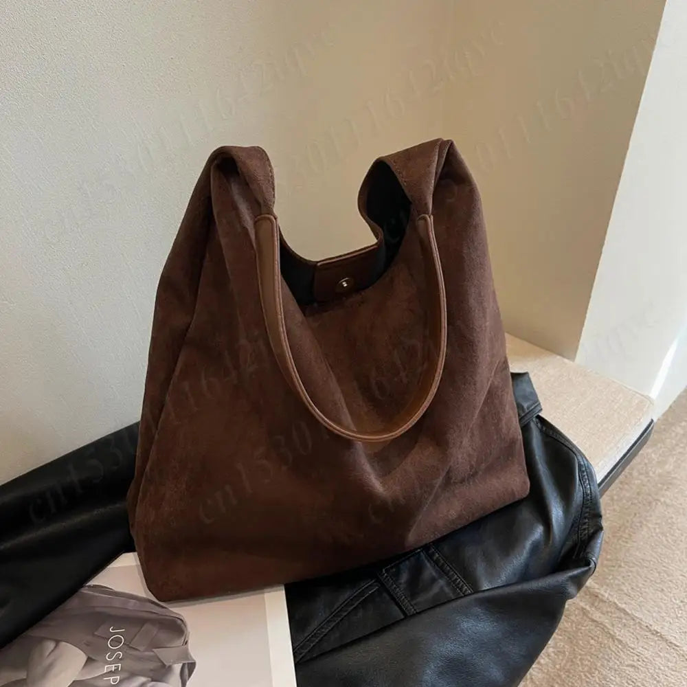 Vintage Suede Large Capacity Shoulder Tote Bag – Stylish Commuter Hobo Handbag for Women