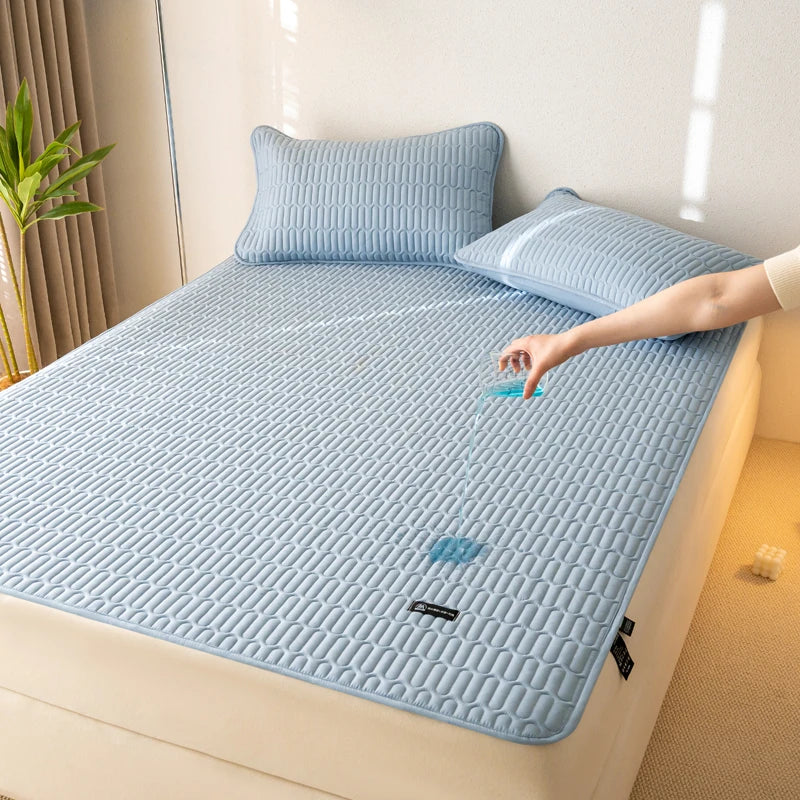 Waterproof Antimicrobial Mattress Protector – Hypoallergenic, Noiseless, Elastic Straps, Thin Cover