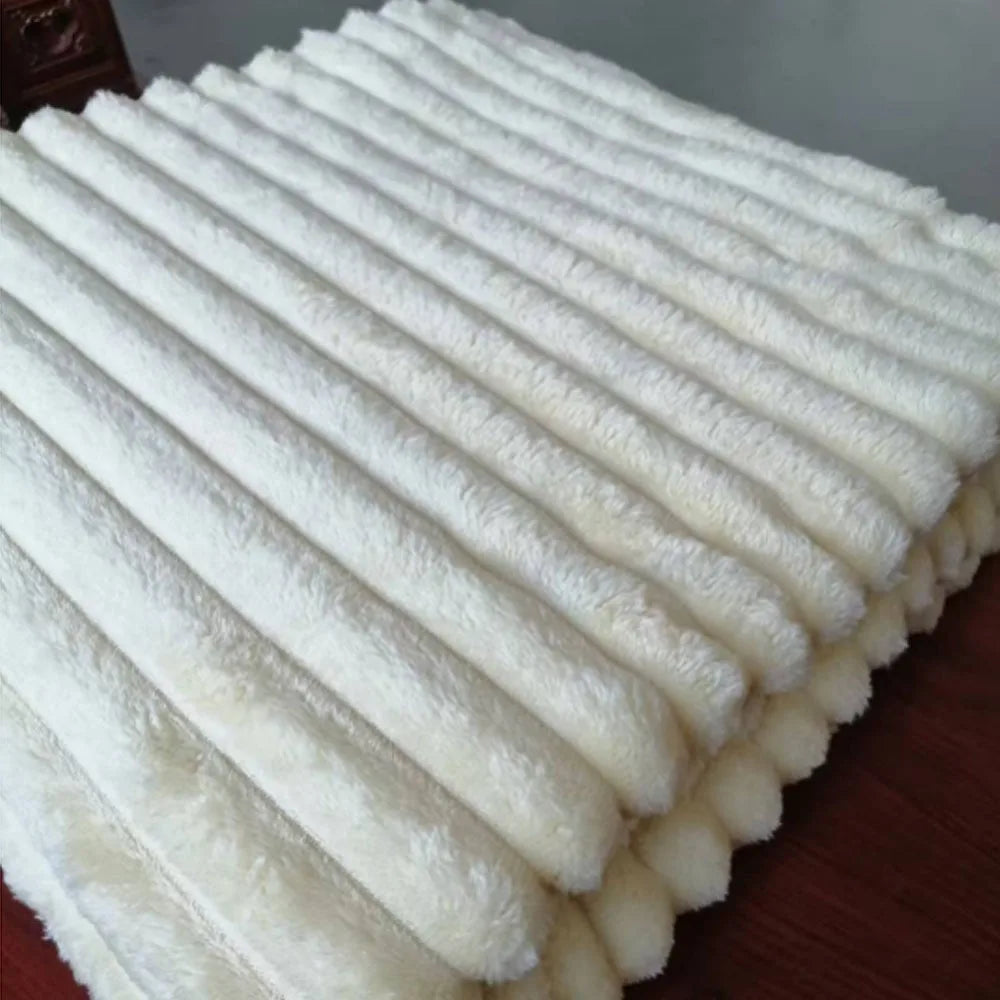Double-Sided Warm Throw Blanket – Breathable Skin-Friendly Striped Solid Color Blanket