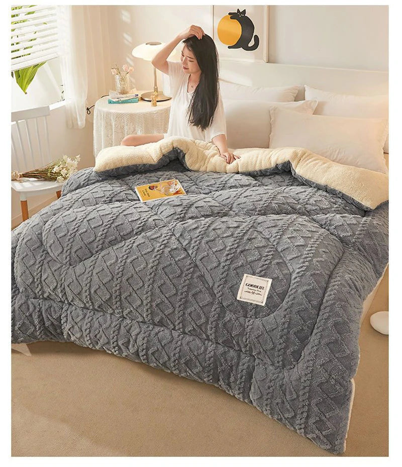 Thick Plush Bed Blanket – Faux Lamb Fleece Winter Comfort