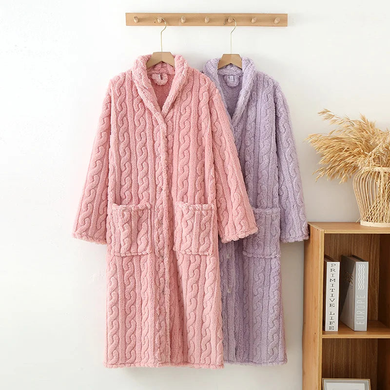 Women's Warm Flannel Bathrobe | Soft Long-Sleeve Fleece Dressing Gown