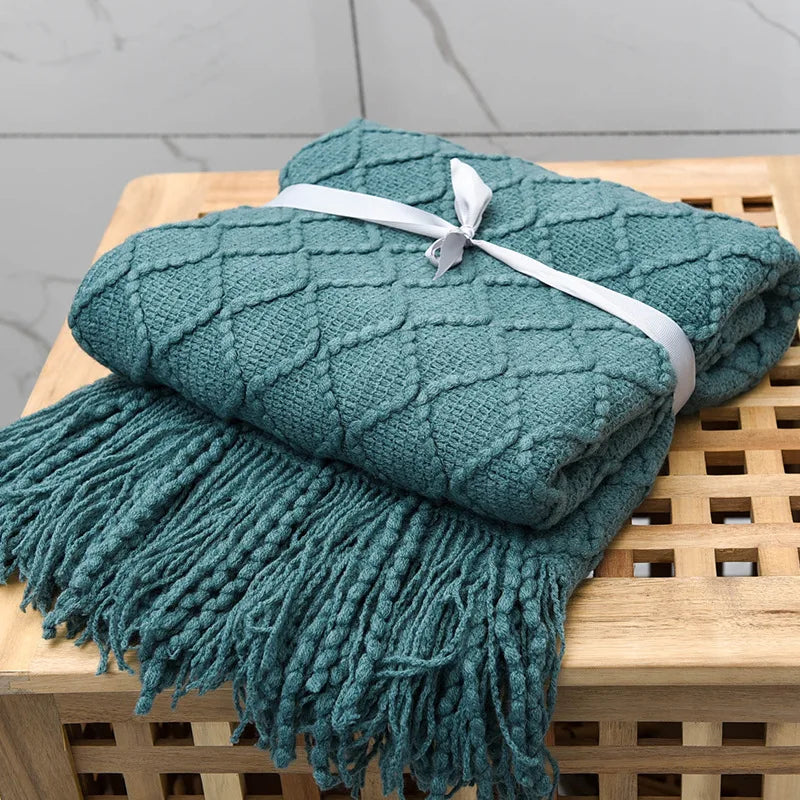 Knitted Acrylic Throw Blanket with Tassels – Chunky Farmhouse Style, 28 Colors & 2 Sizes