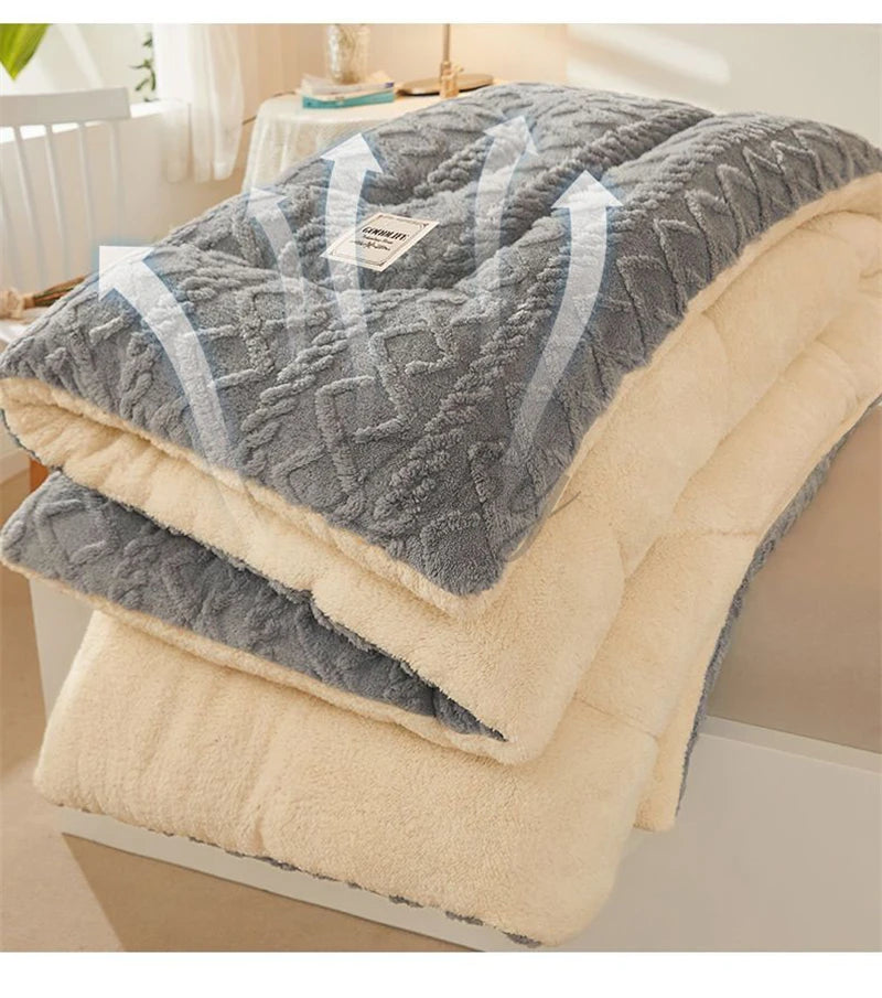 Thick Plush Bed Blanket – Faux Lamb Fleece Winter Comfort