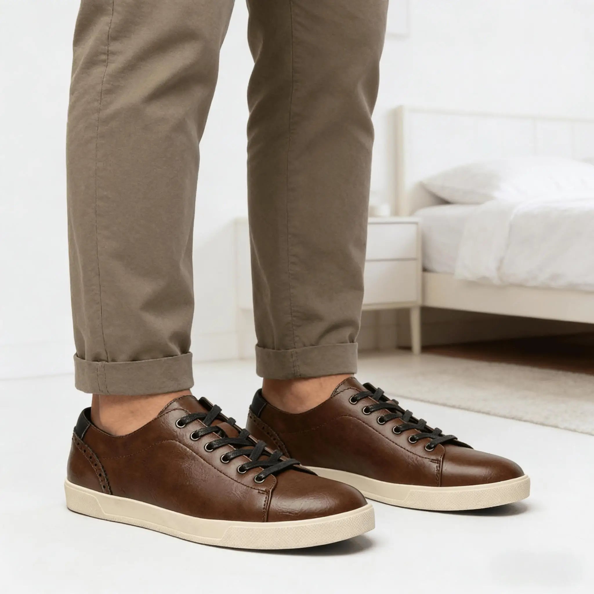 Men's Lightweight Breathable Fashion Sneakers — Comfortable Casual Everyday Shoes