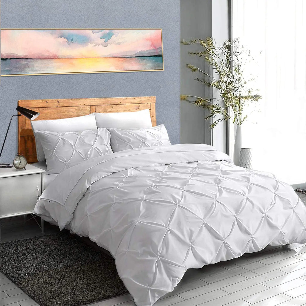 100% Egyptian Cotton Pinch Pleat Duvet Cover Set – 600TC with Zipper & Corner Ties, 8 Colors & 7 Sizes