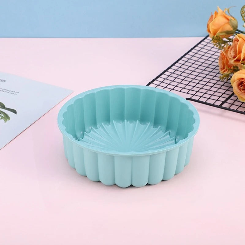 Silicone Cake Mold – Fluted Round Baking Pan