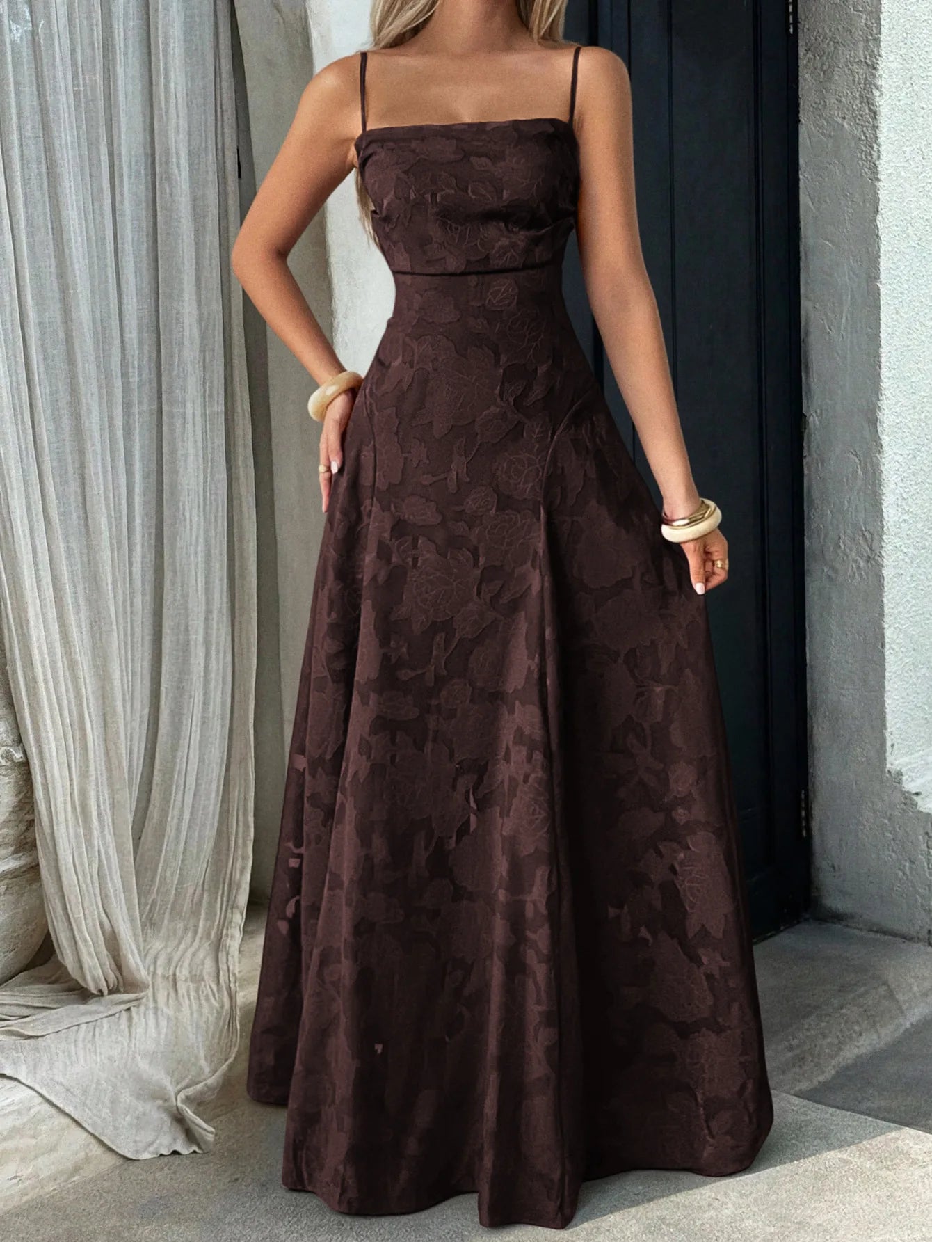 Strapless Tube Top Fit & Flare Midi Dress — Sexy Sleeveless Wedding Banquet Party Dress
