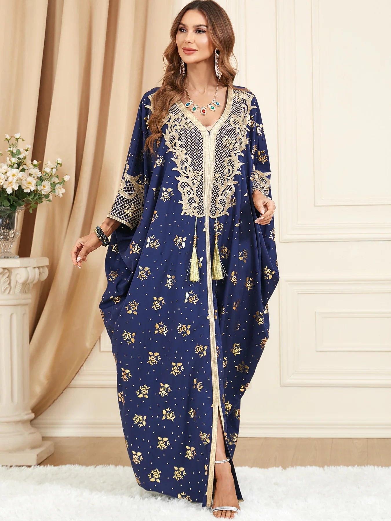 Muslim Abaya Bat Sleeve V-Neck Tassel Evening Dress — Loose Elegant Dubai Maxi Robe