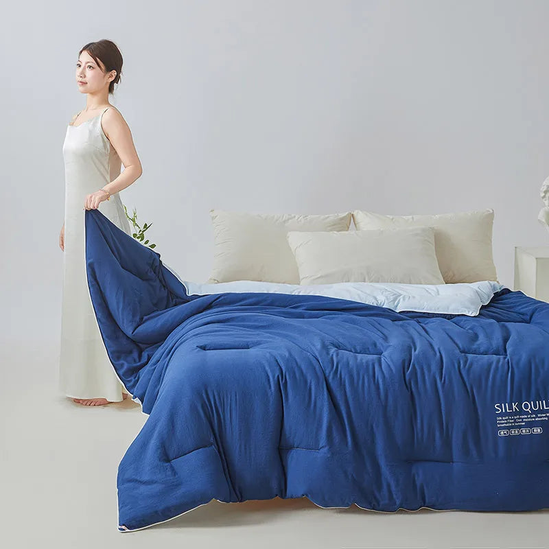 100% Mulberry Silk Quilt – Luxury Soft All-Season Comforter with Temperature Control