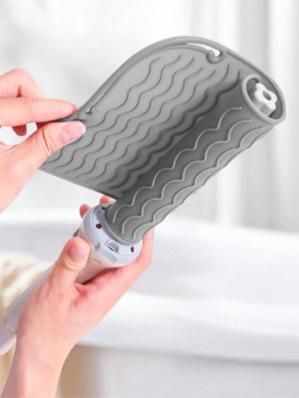 Silicone Heat Resistant Mat — Travel Hair Tool Pad for Flat Iron & Curling Iron