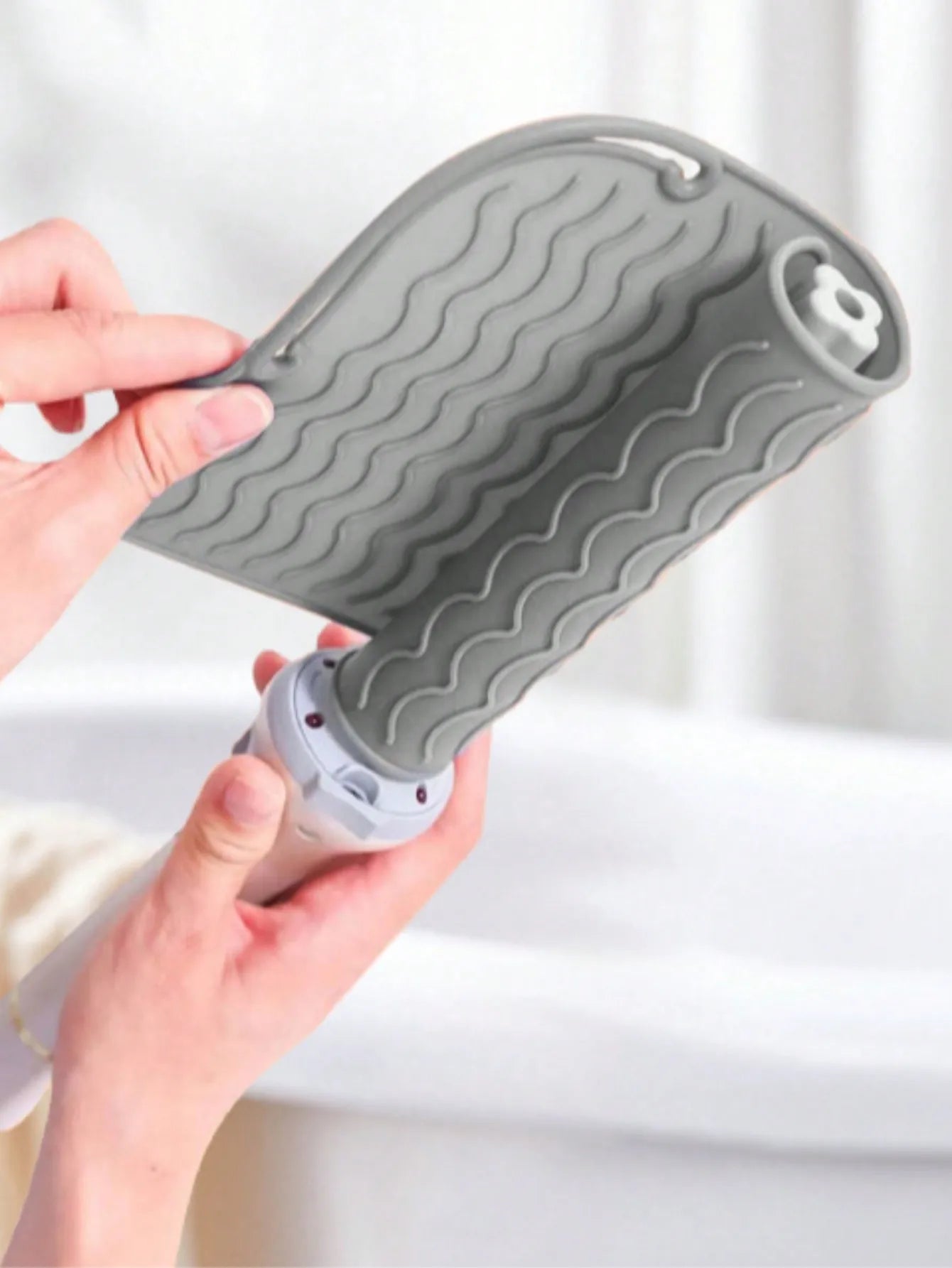 Silicone Heat Resistant Mat — Travel Hair Tool Pad for Flat Iron & Curling Iron