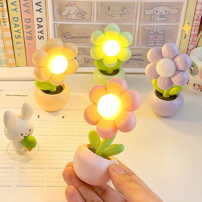 Mini Flower Night Light – LED Potted Design