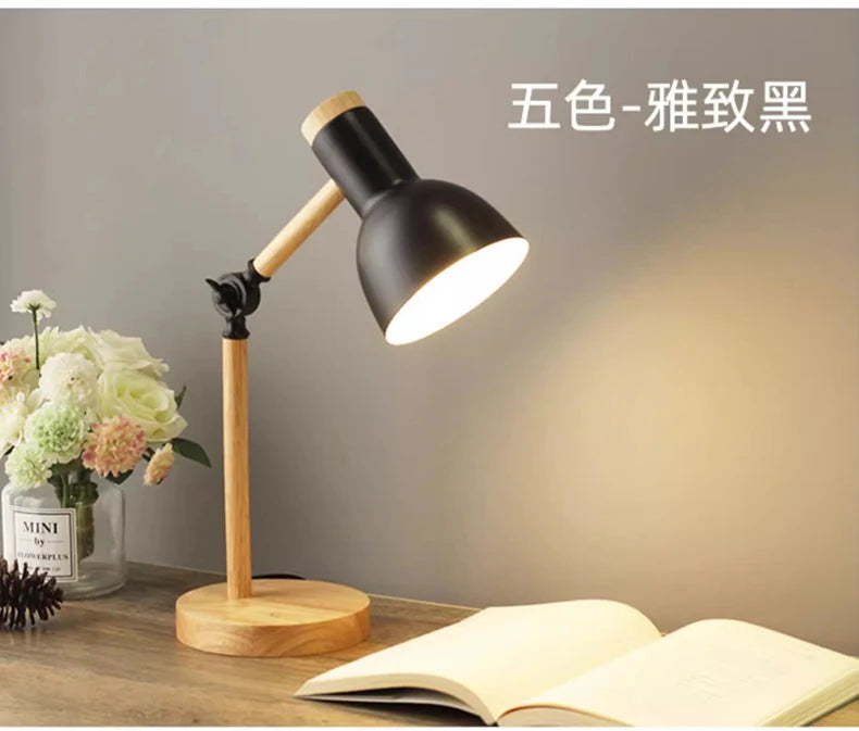 Wooden Desk Lamp – Nordic-Style Adjustable Head