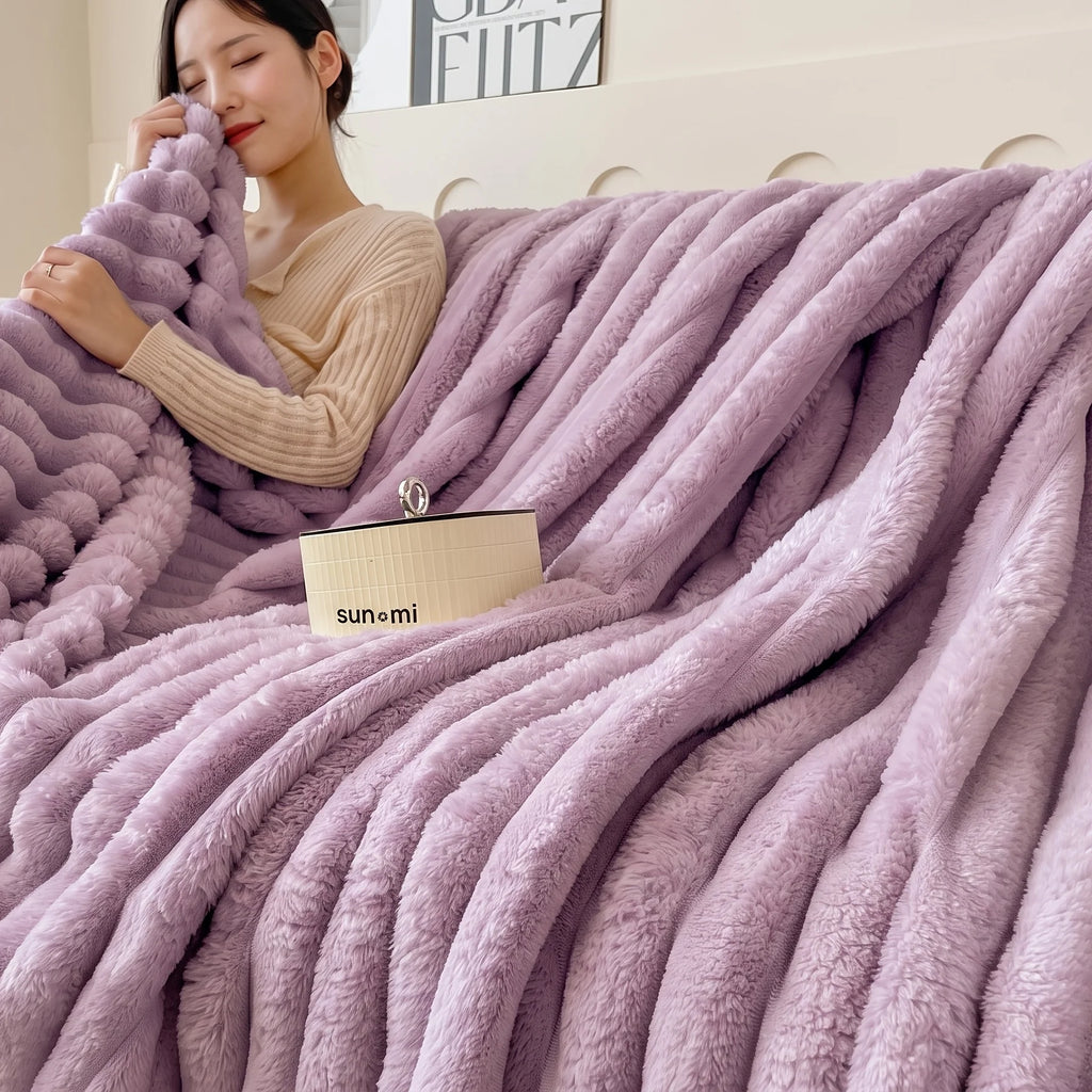 Fleece Throw Blanket – Soft Solid-Color Comfort