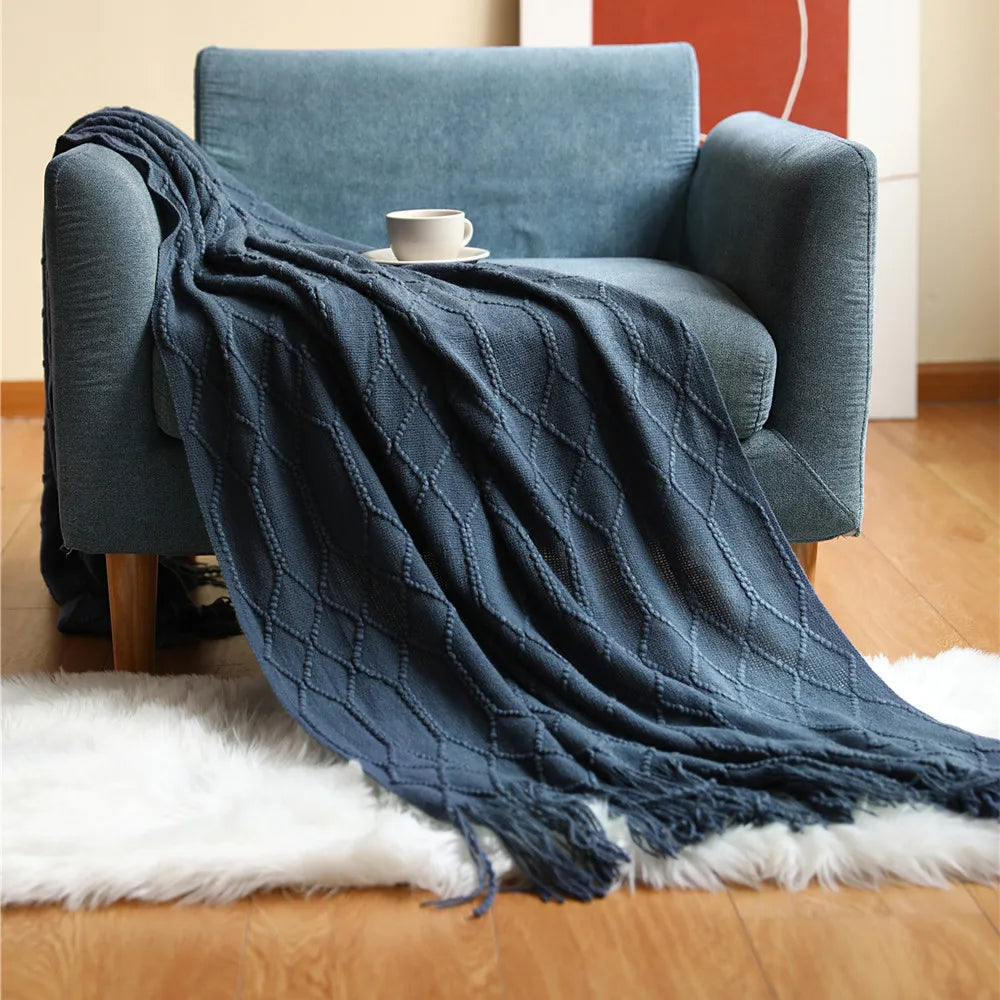 Knitted Acrylic Throw Blanket with Tassels – Chunky Farmhouse Style, 28 Colors & 2 Sizes