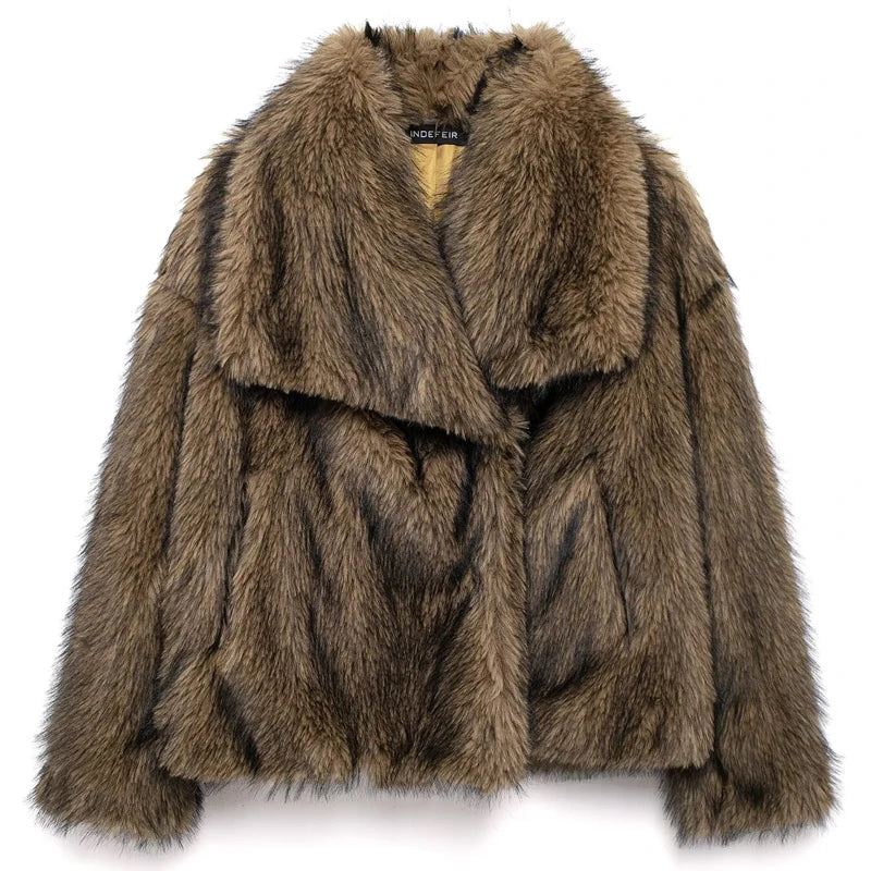 Women's Plush Faux Fur Crop Bomber Jacket – Thick High Street Winter Coat