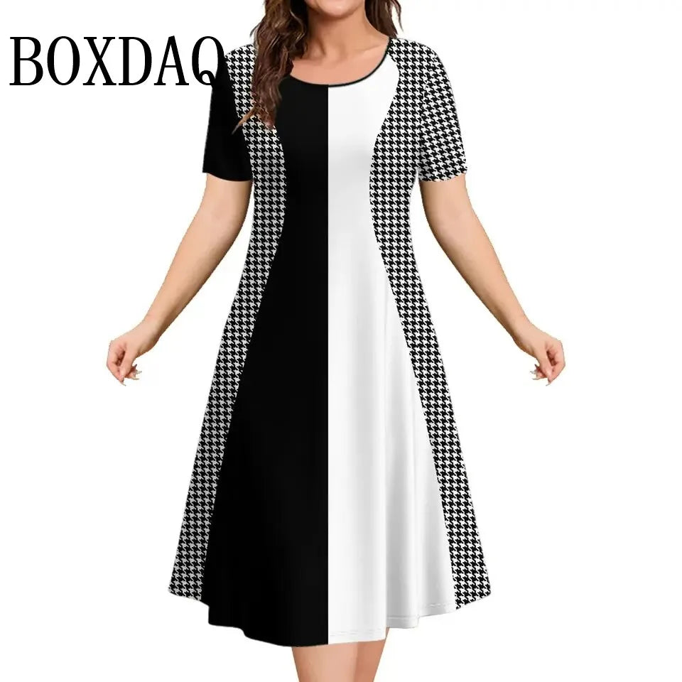 Contrast Stripe O-Neck Short Sleeve Plus Size Mini Dress — Casual Elegant Fashion Dress