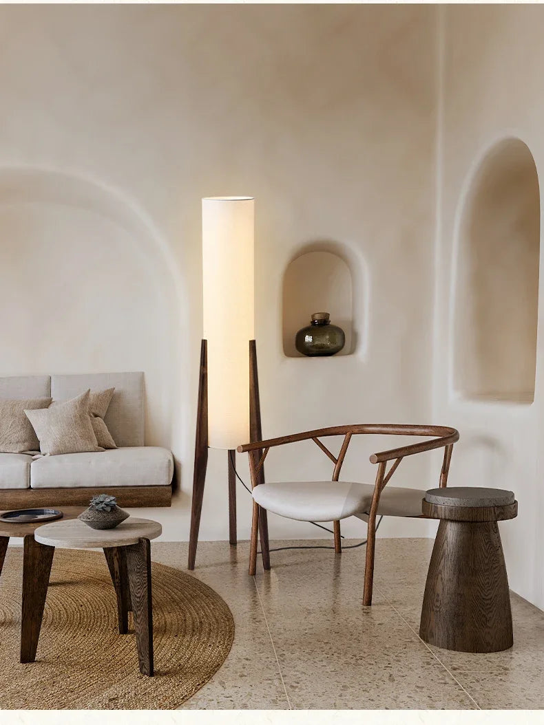 Wood Floor Lamp – Slim Fabric Shade Design
