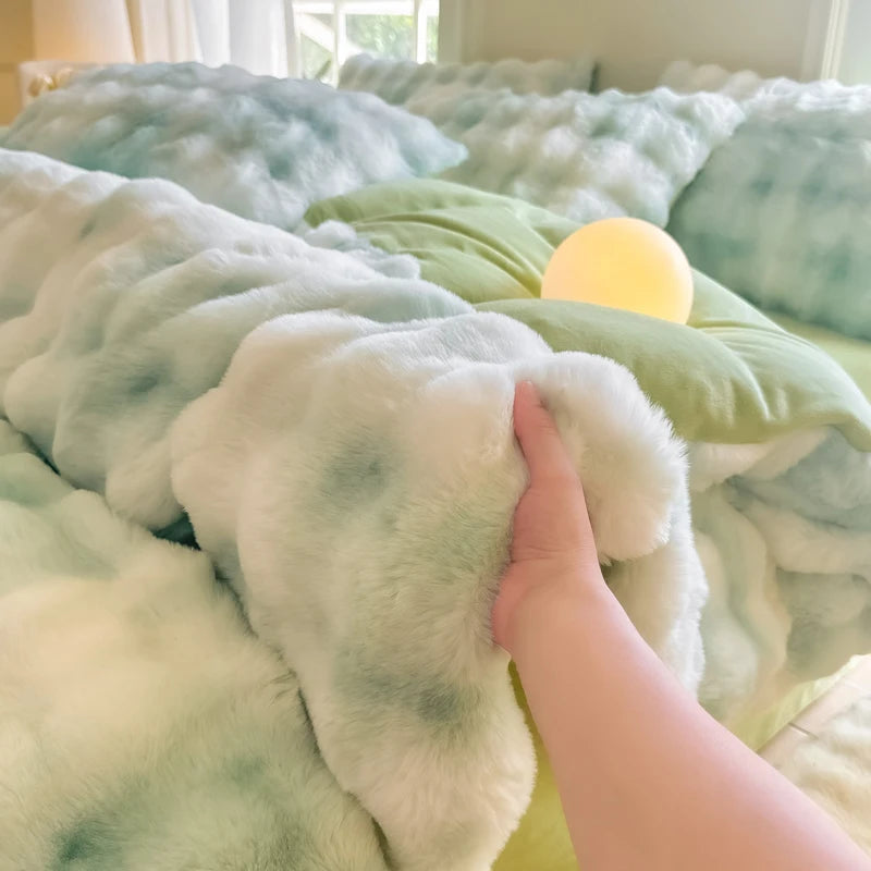 Plush Solid Color Duvet Cover – 300TC Warm Skin-Friendly Comforter Cover, 11 Colors & 4 Sizes