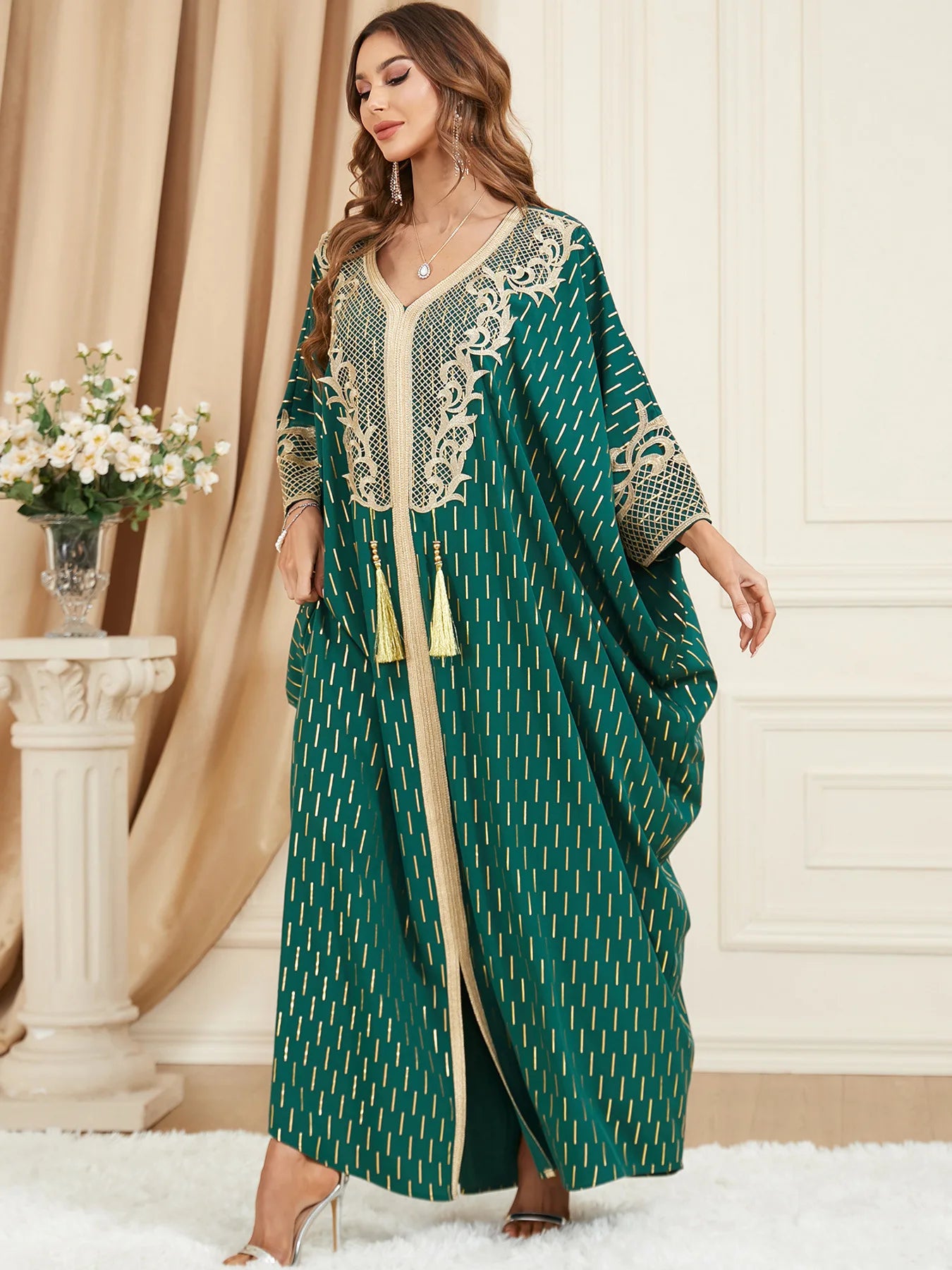 Muslim Abaya Bat Sleeve V-Neck Tassel Evening Dress — Loose Elegant Dubai Maxi Robe