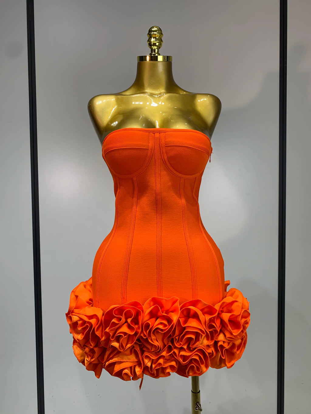 Flower Embellished Strapless Bandage Mini Dress — Backless Bodycon Celebrity Party Dress