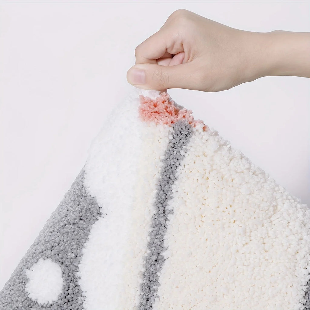 Non-Slip Knit Bath Rug – Water Absorbent Machine Washable Polyester Bath Mat