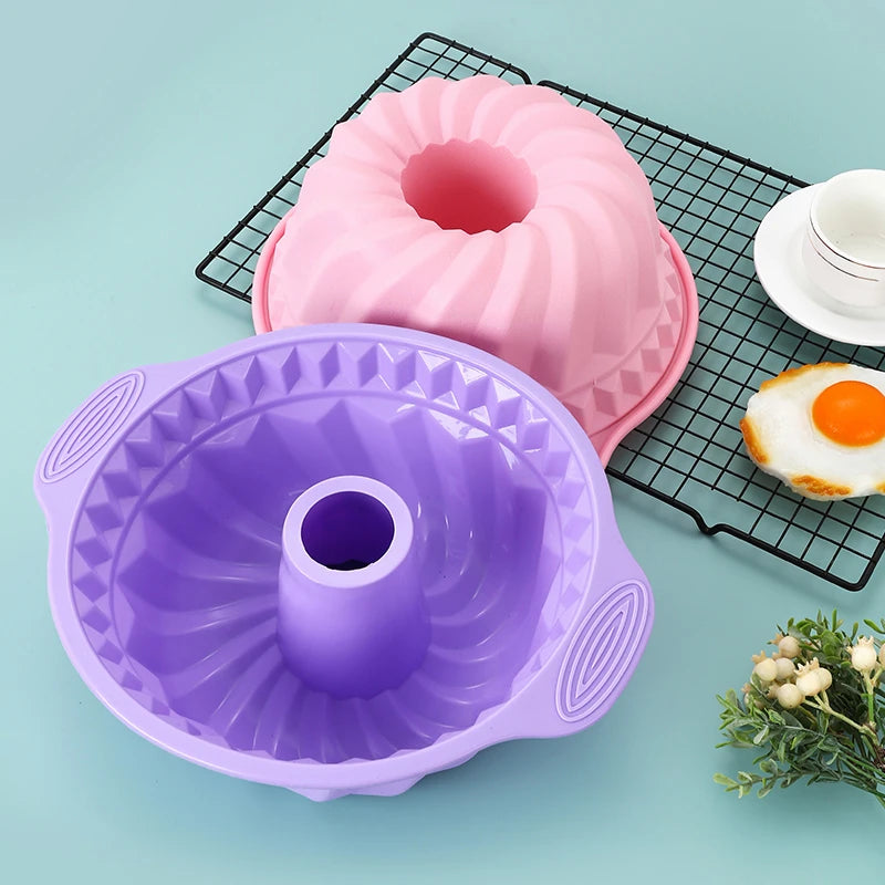Pink Silicone Bakeware – Cake, Muffin & Loaf Molds