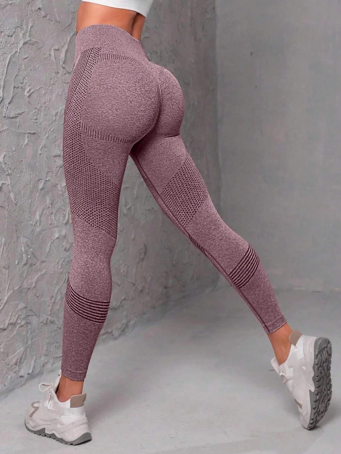 Seamless Wide Waistband Sports Leggings — Women’s Yoga & Gym Leggings