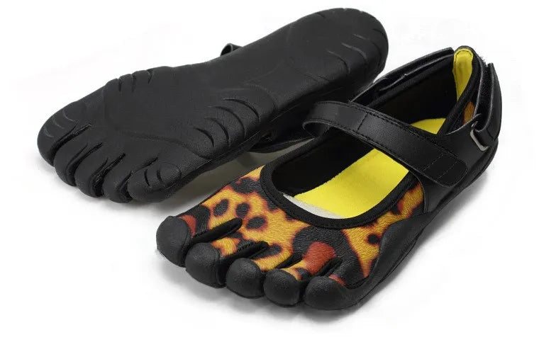 Unisex Five-Toe Shoes – Lightweight Leather Quick-Dry Hiking & Upstream Sneakers