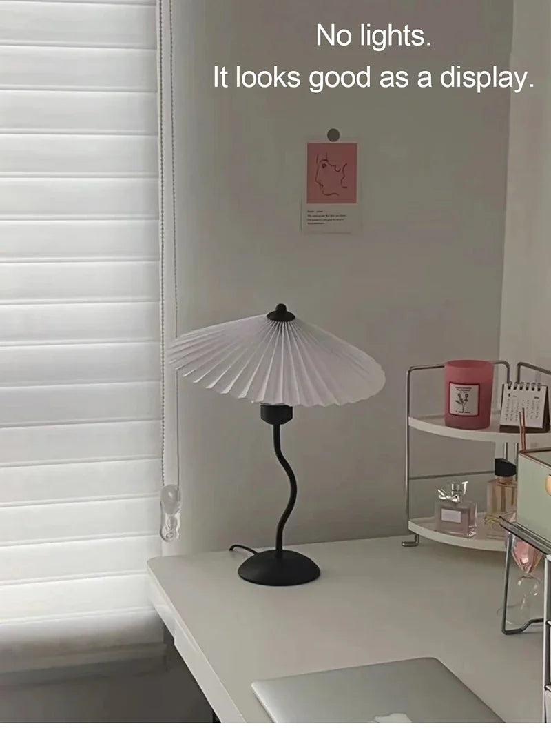 Retro LED Table Lamp – White Shade & Black Base