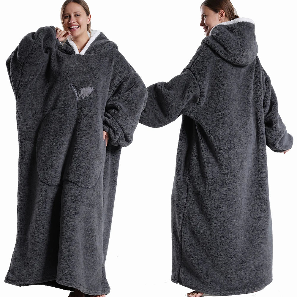 Wearable Hooded Blanket – Long Fleece Comfort with Sleeves