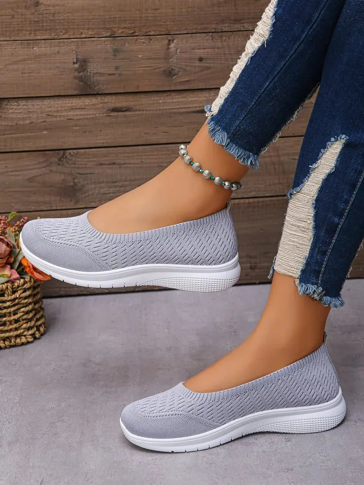 Women's Soft Sole Comfortable Sneakers – Lightweight Summer 2026 Shoes