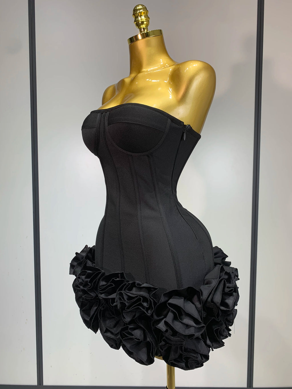Flower Embellished Strapless Bandage Mini Dress — Backless Bodycon Celebrity Party Dress