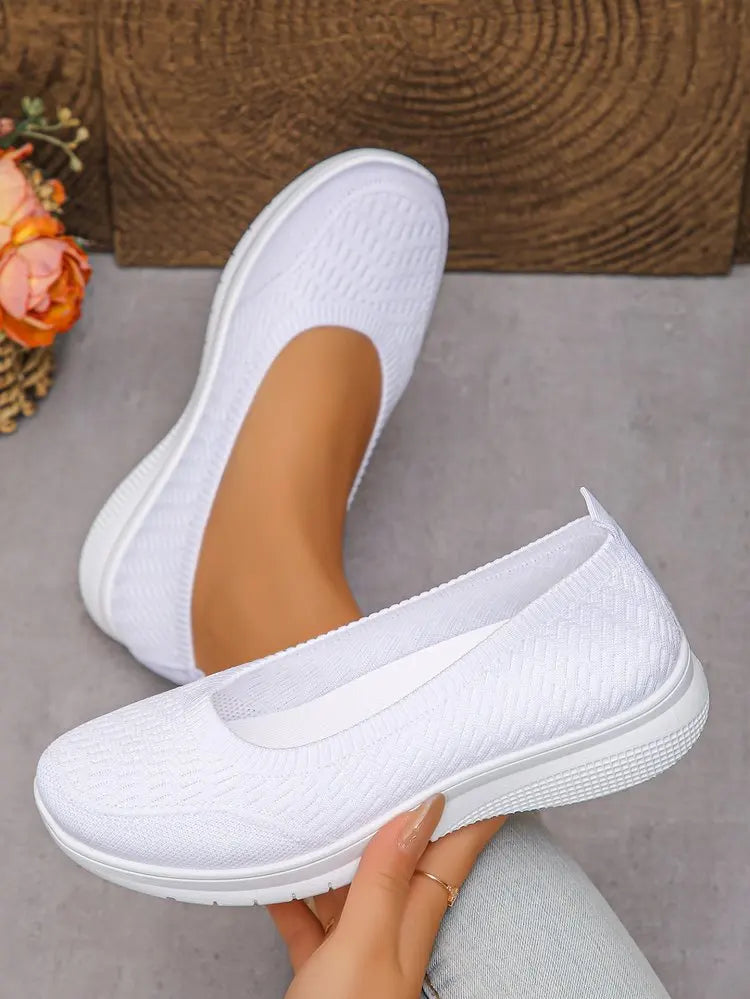 Women's Soft Sole Comfortable Sneakers – Lightweight Summer 2026 Shoes