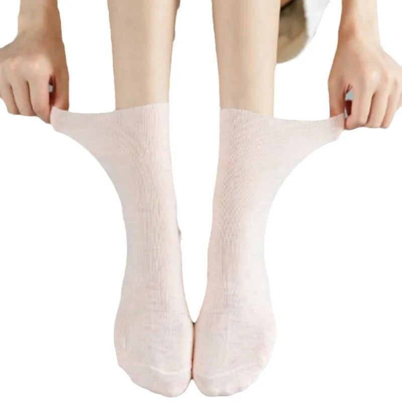 Women's Diabetic Non-Binding Socks – 5 Pairs for Pregnant, Elderly & Everyday Comfortable Breathable Black & White